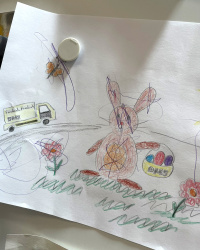 Ein selbstgemaltes Bild mit einem DMS LKW und einem Osterhasen mit einem DMS Osterkörbchen