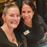 v.l.n.r.: Jessica Edel und Renée Michèle Wolf