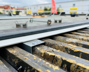 Dachsanierungsarbeiten im Rahmen energetischen Sanierung am Standort Griesheim