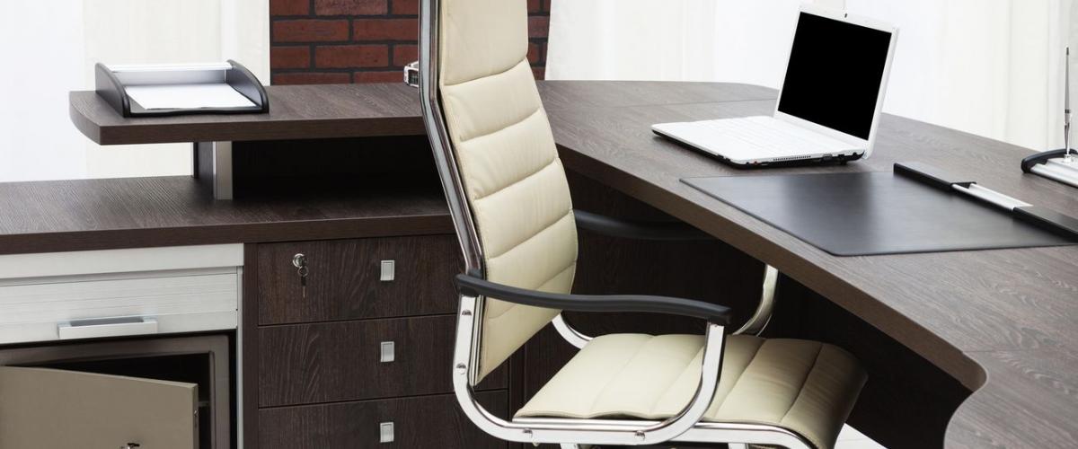 Buy used furniture for your office in Darmstadt